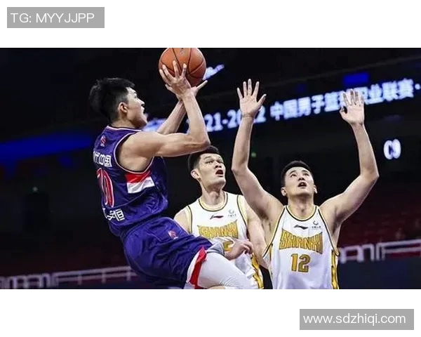 广州篮球队快攻战术深度解析与实战应用探讨 广州篮球队快攻战术深度解析与实战应用探讨